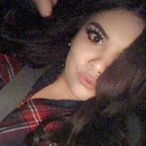 Meet your Posher, Anissa